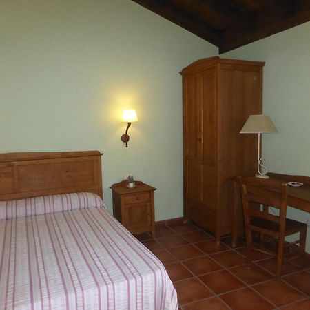 Las Ollerias Guest House Deza Room photo