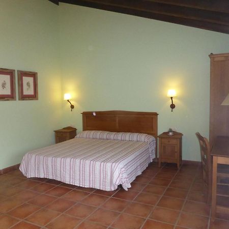 Las Ollerias Guest House Deza Room photo